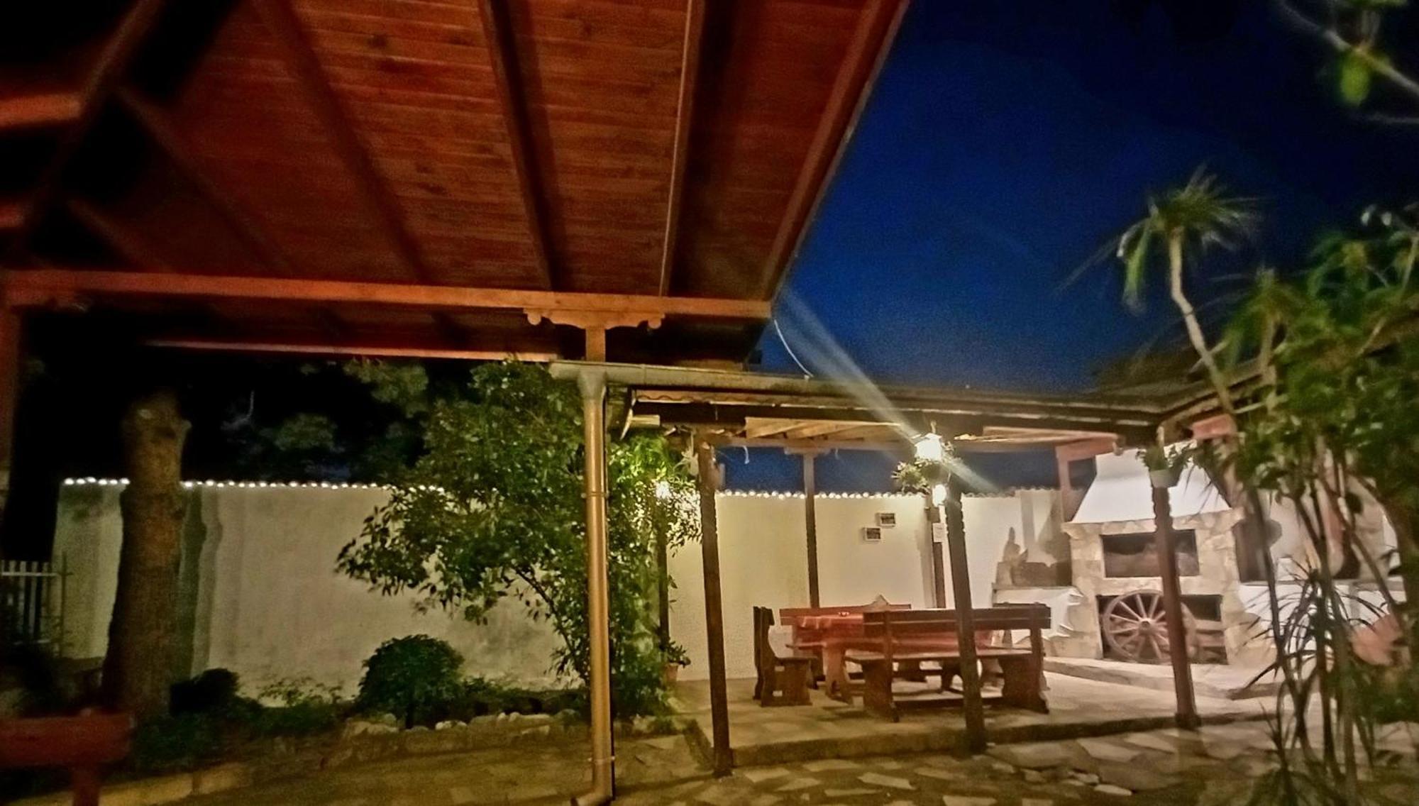 Hotel Kibor Gulubovo  Εξωτερικό φωτογραφία