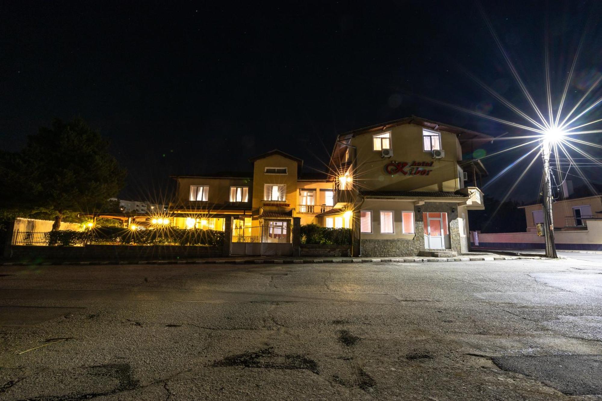 Hotel Kibor Gulubovo  Εξωτερικό φωτογραφία