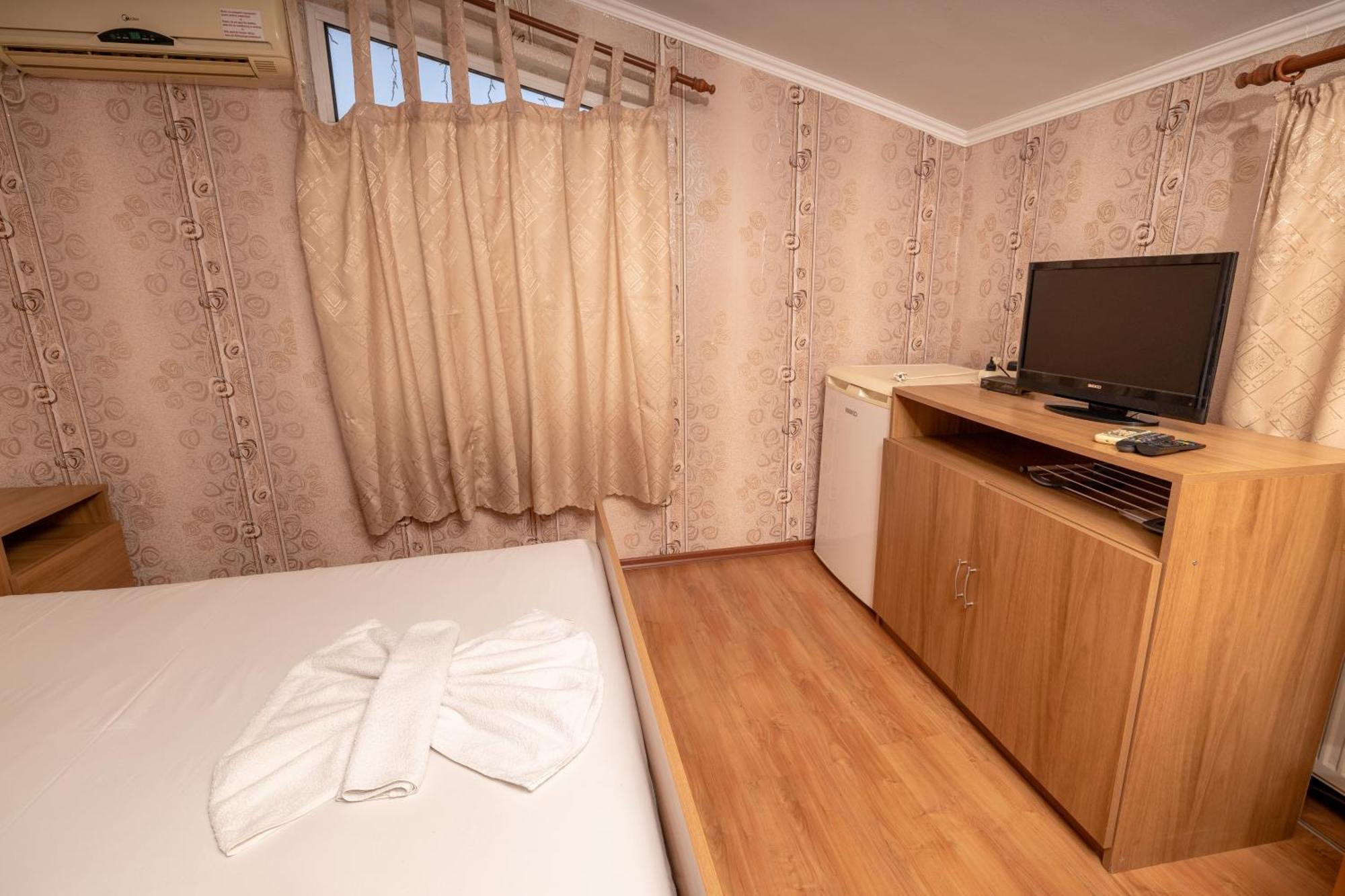 Hotel Kibor Gulubovo  Εξωτερικό φωτογραφία