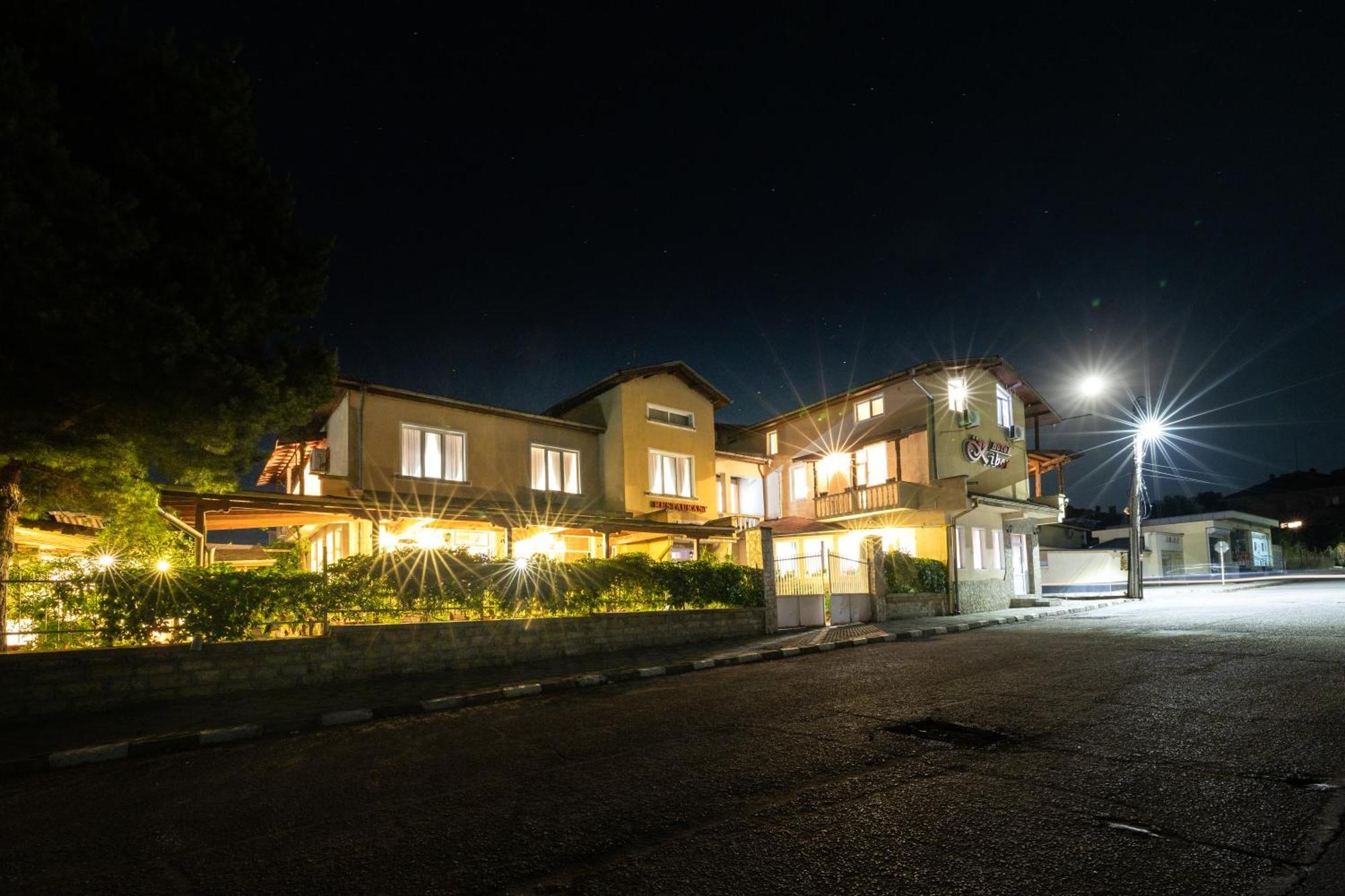 Hotel Kibor Gulubovo  Εξωτερικό φωτογραφία